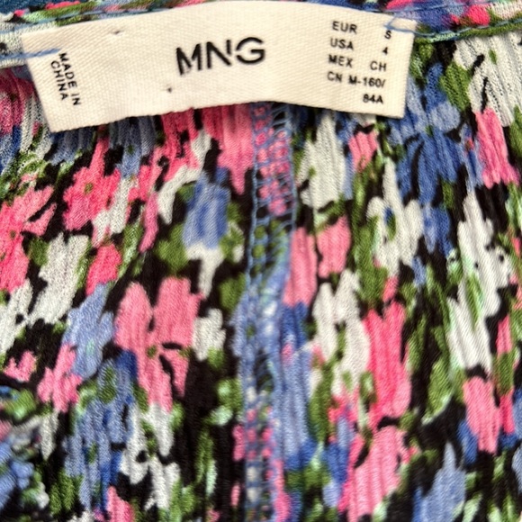 🚨Floral Long Sleeve Dress by MNG size 4 - Picture 9 of 9